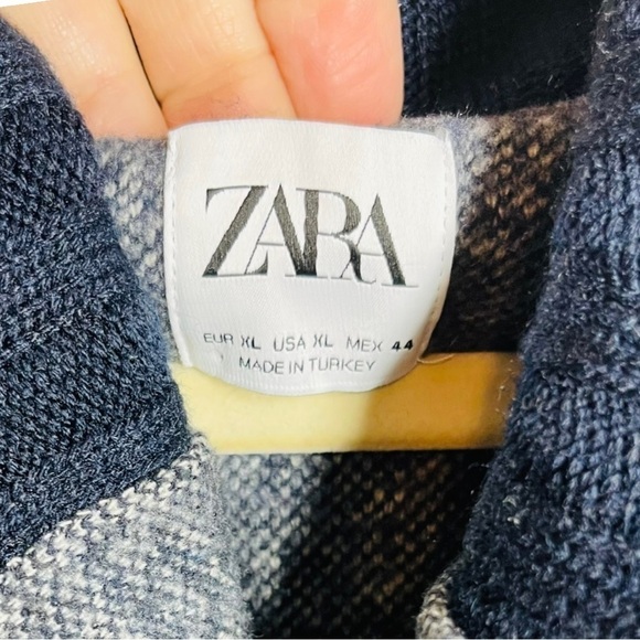 Zara men’s sweater - Picture 4 of 5